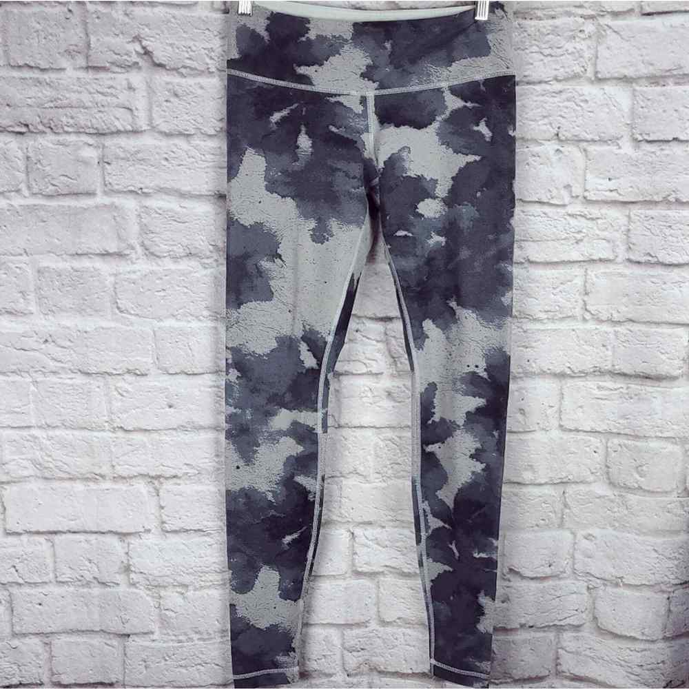 Lululemon Wunder Under Pant Floral Platoon Silver Spoon size 8